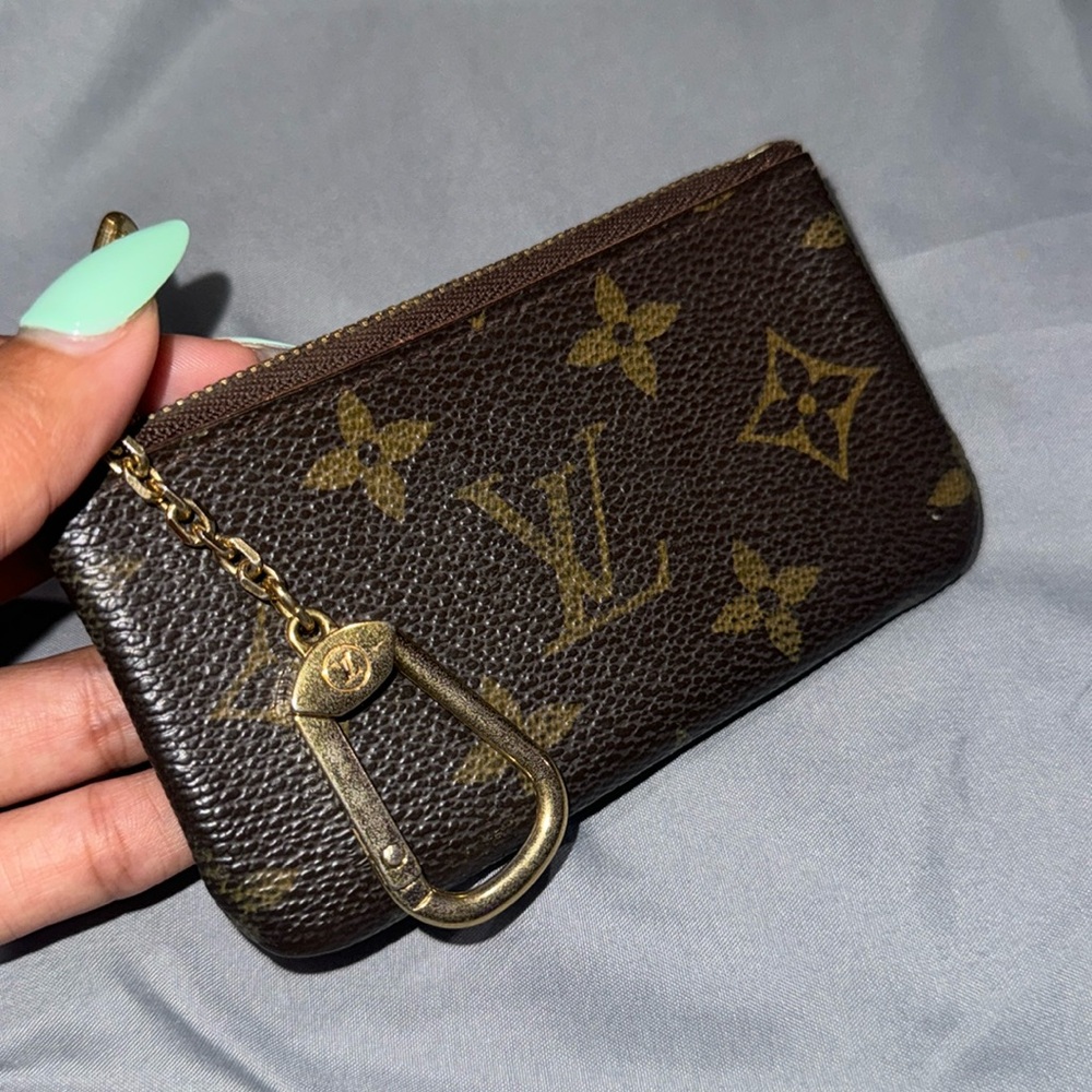 Louis Vuitton Monogram Pochette Coin Purse